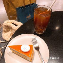 吃哈密瓜蛋糕的视频,视频带你一探究竟